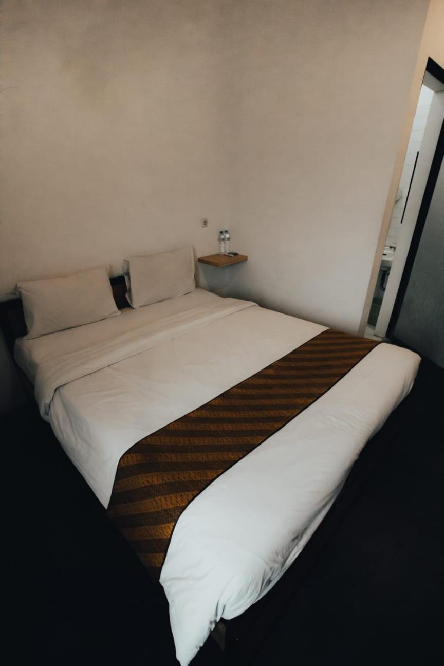 Penak Hostel Malioboro Yogyakarta Dış mekan fotoğraf